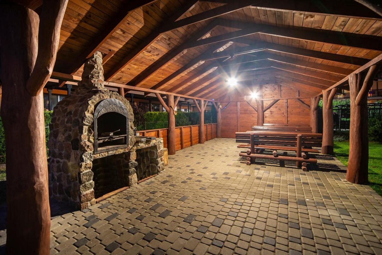 Dom Wypoczynkowy Rejs Leba Exterior foto